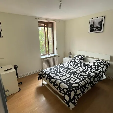 Chambres Privees 아파트 루베